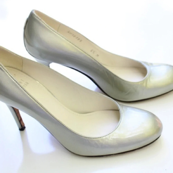 Stuart Weitzman pumps - Picture 8 of 11